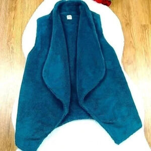 Dylan True Grit Women's Plush Cozy Teal Vest